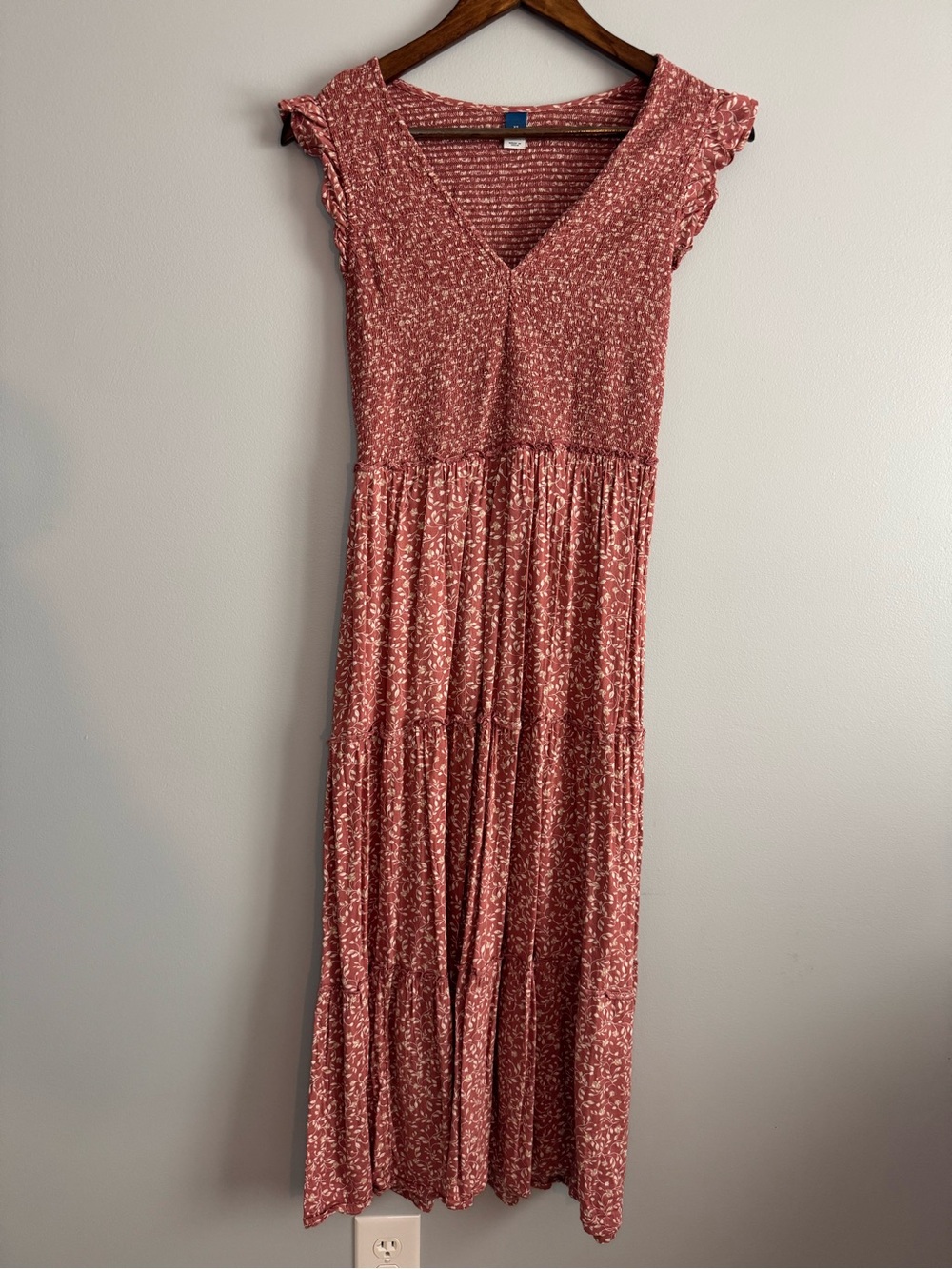 Old Navy Fit & Flare Smocked Floral Maxi Dress in Dusty Rose